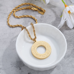 Ayat ul Kursi Round Arabic Engraved Pendant Necklace