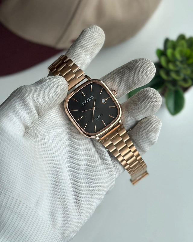 Classic Retro Square Watch