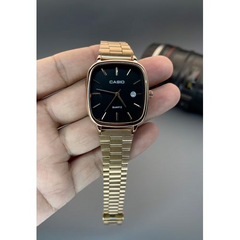 Classic Retro Square Watch